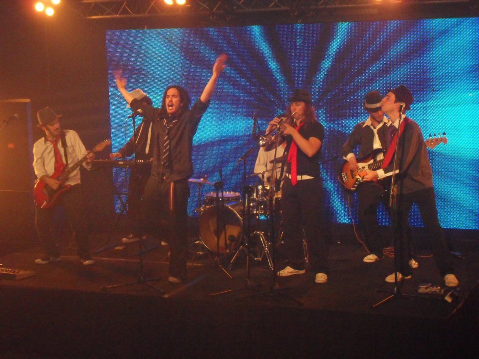 BANDAS DE COVERS / Contratar Bandas de Covers para Fiestas y Eventos. 27 BANDAS DE COVERS / Contratar Bandas de Covers / THE ACA covers para Fiestas