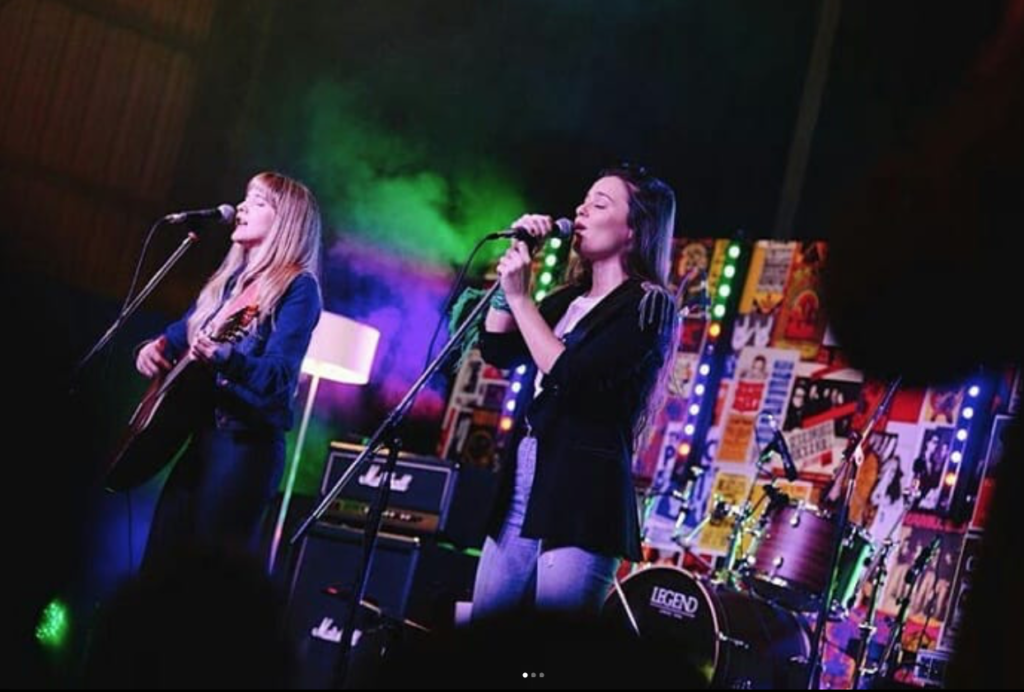 Contratar a CUMBIA NENA al: 011 5452-1766 / Banda de Covers para Fiestas y Eventos Contratar a CUMBIA NENA al: 011 5452-1766 / Banda de Covers para Fiestas y Eventos